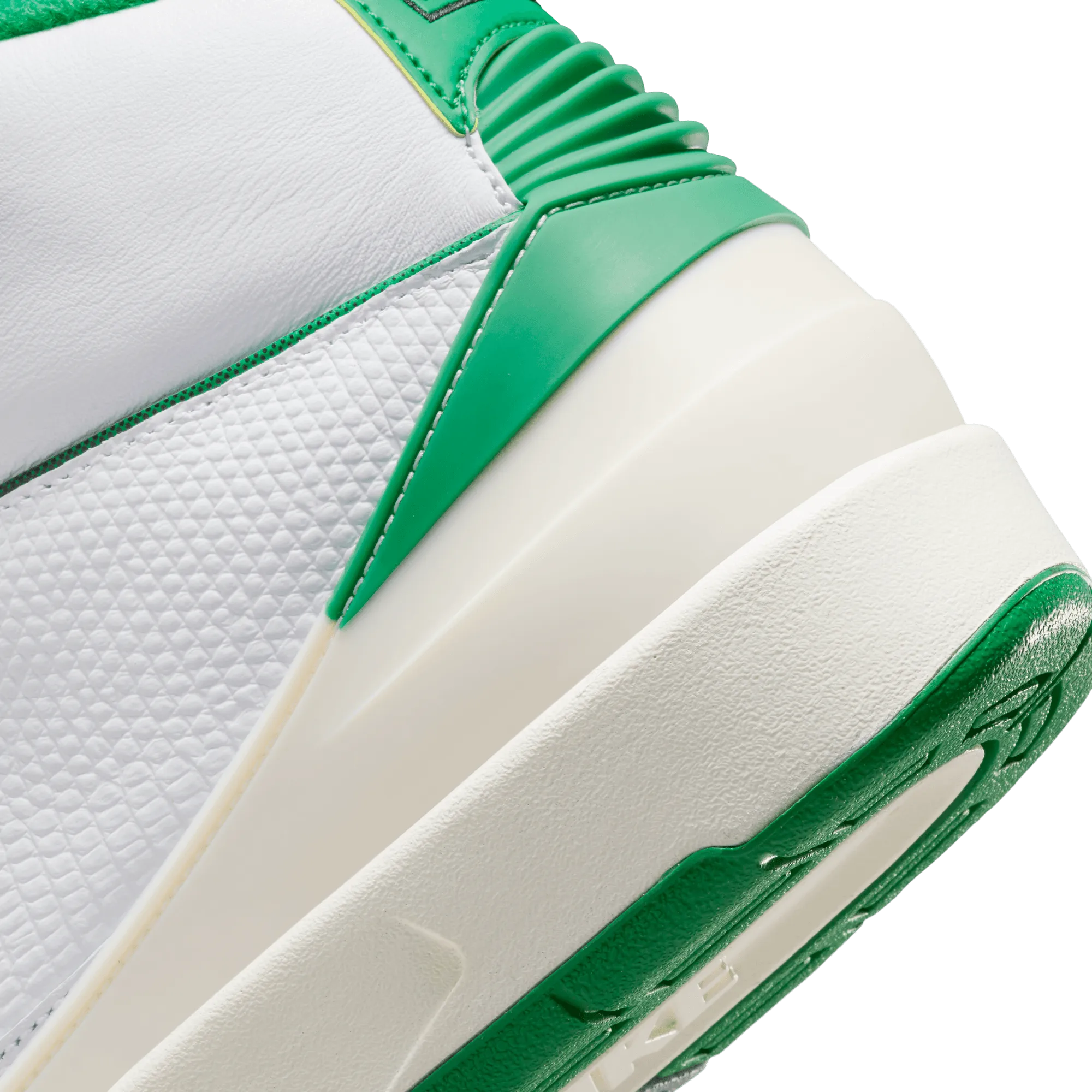 AIR JORDAN 2 RETRO - WHITE/LUCKY GREEN-SAIL-LT STEEL GREY