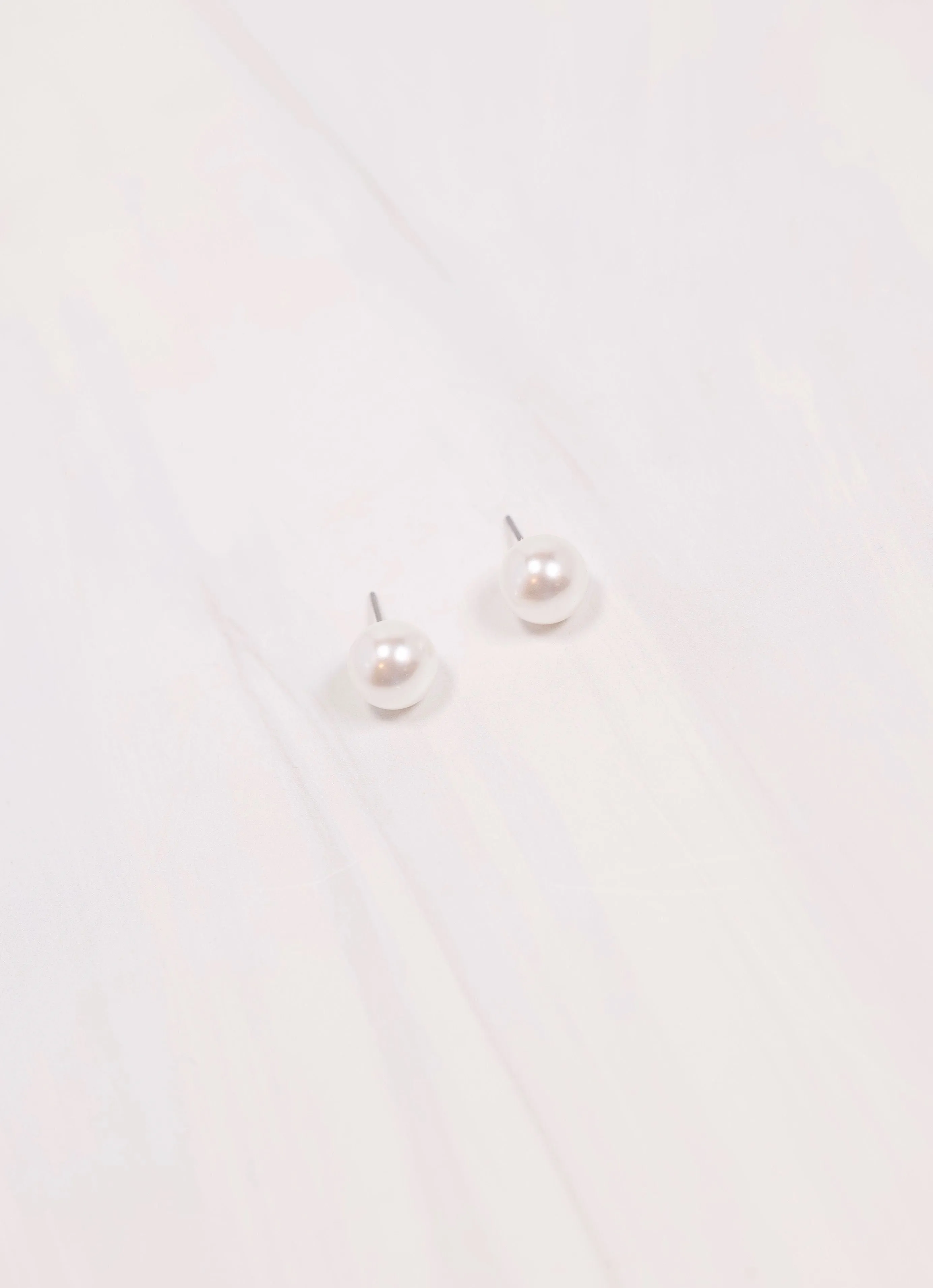 Belrose Pearl Stud Earring IVORY