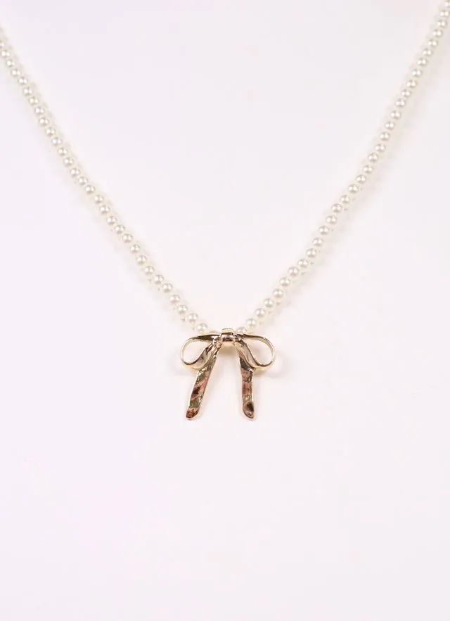 Ferrera Pearl Necklace with Bow IVORY