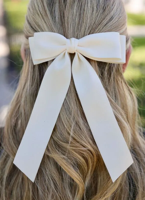 Gertrude Hair Bow CREAM