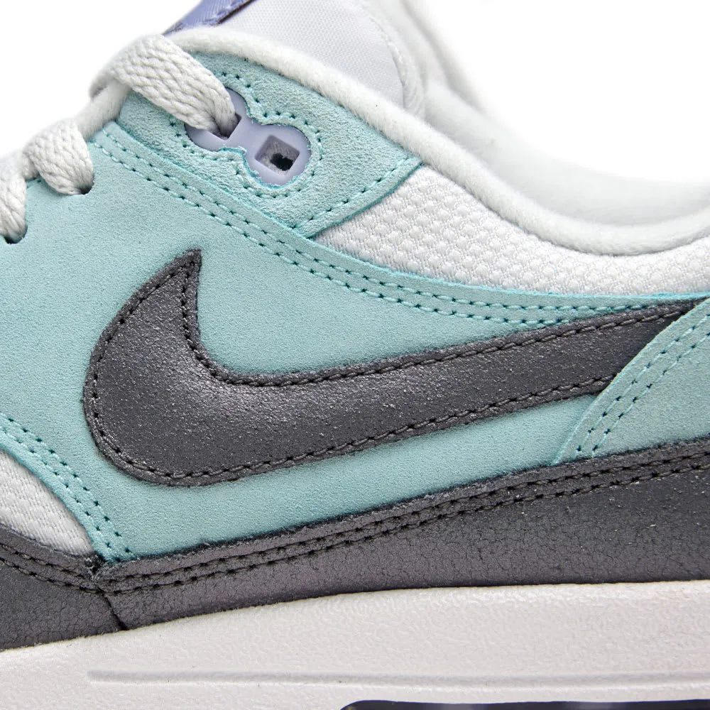 Nike Air Max 1 EssentialLight Base Grey & Cool Grey