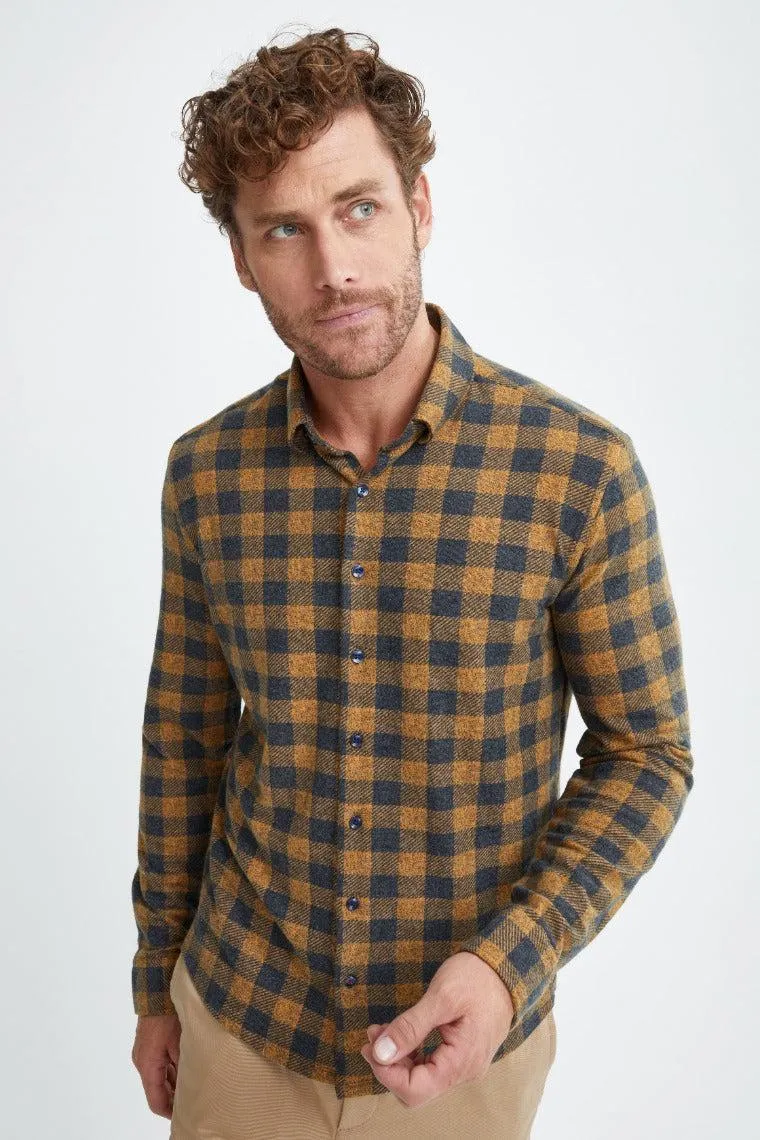 Stone Rose Long Sleeve Fleece Buffalo Check Knit Shirt In Camel