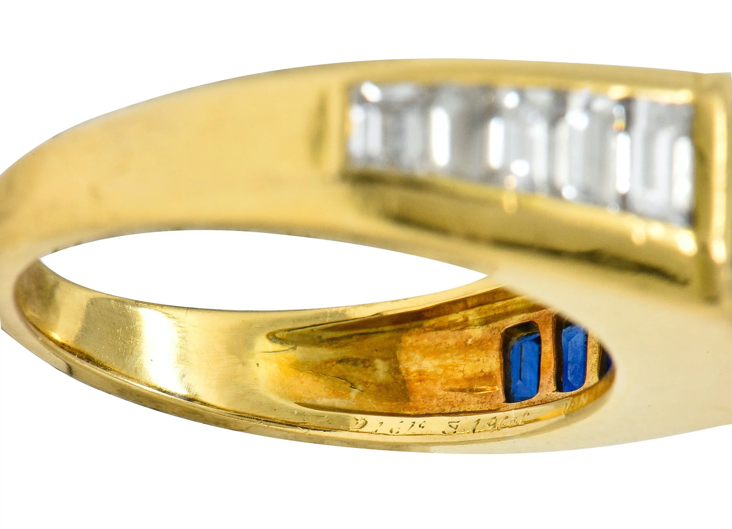 Van Cleef & Arpels 3.57 CTW Diamond Sapphire 18 Karat Gold French Unisex Vintage Ring