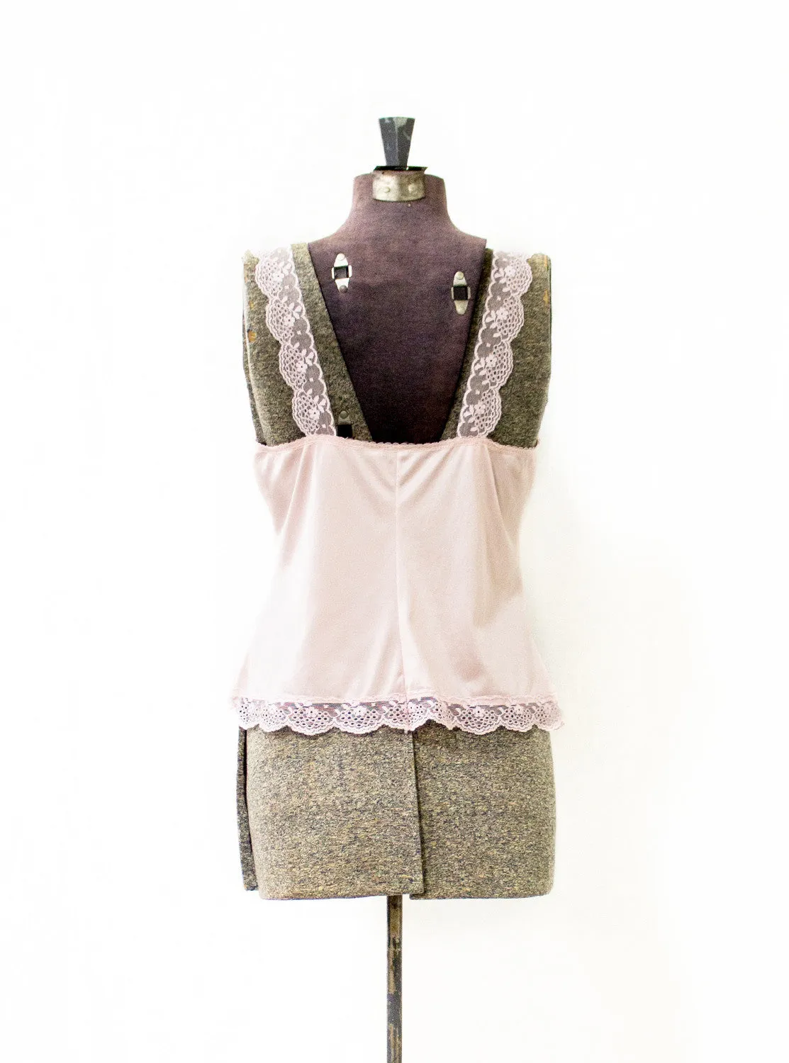 Vintage Women’s Dusty Pink Slip Top